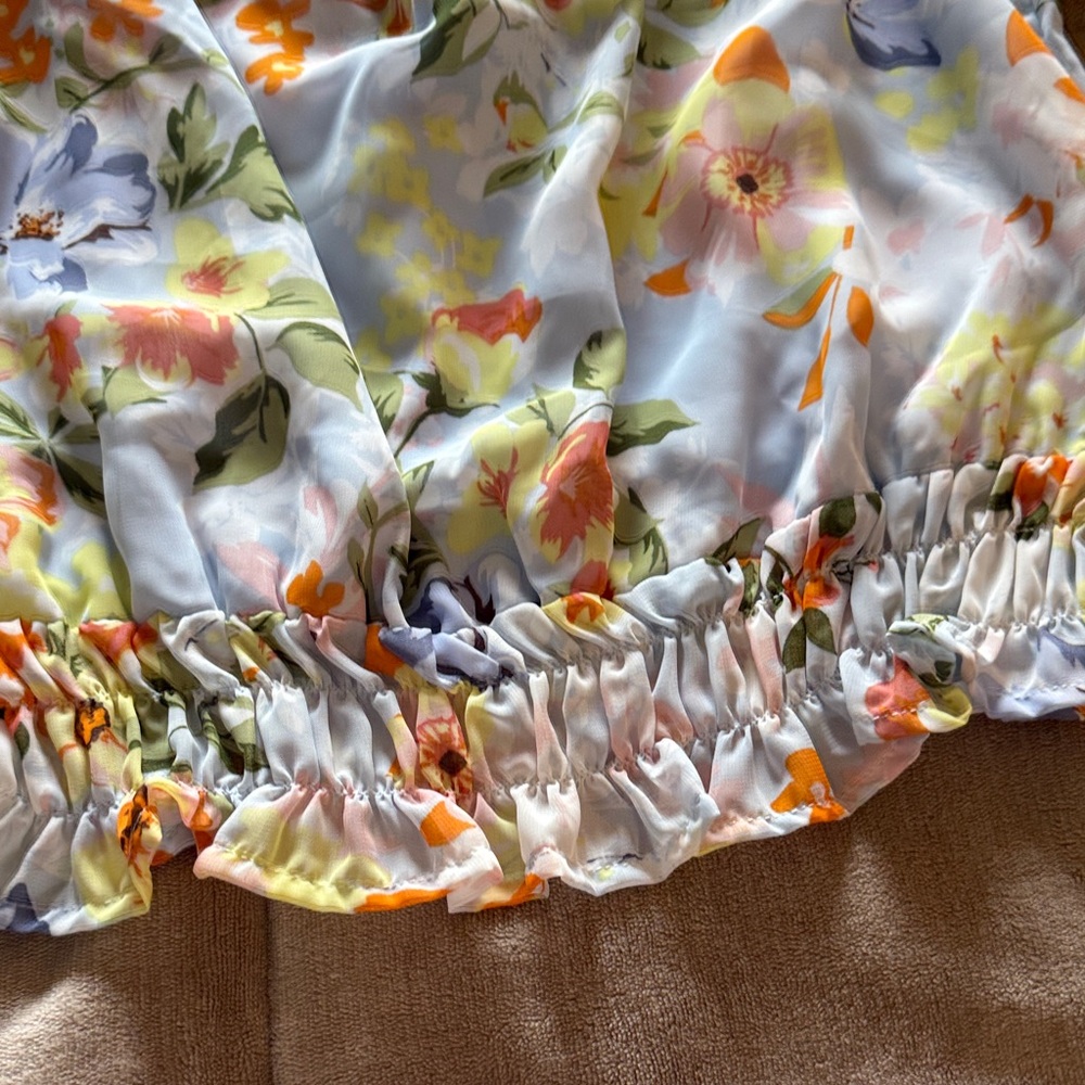 Floral Print Puff Sleeve Blouse - Picture 5 of 10